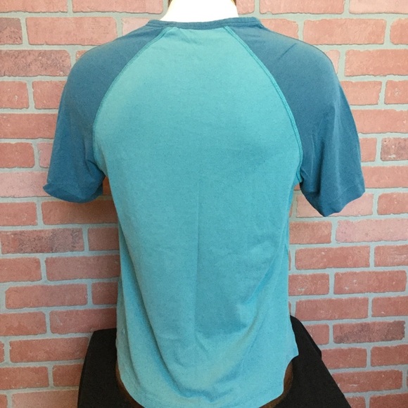 Lululemon mens pocket tee athletic t shirt color block short sleeve - Picture 3 of 3